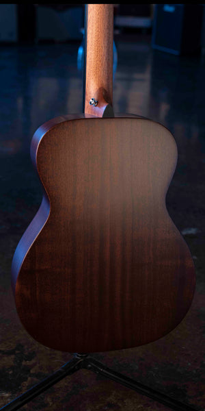 MARTIN 000-JR E JEFF TWEEDY SIGNATURE W/ SOFT CASE