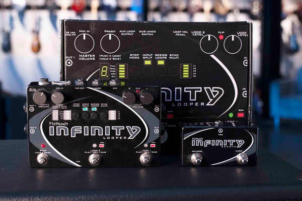USED PIGTRONIX INFINITY LOOPER WITH REMOTE, POWER ADAPTOR AND BOX