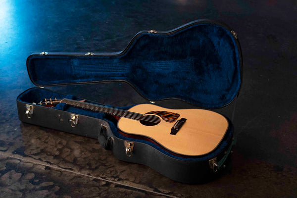 USED GIBSON 20TH ANNIVERSARY J-45 NATURAL WITH CASE