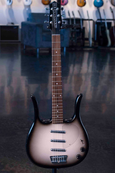 USED DANELECTRO LONGHORN
