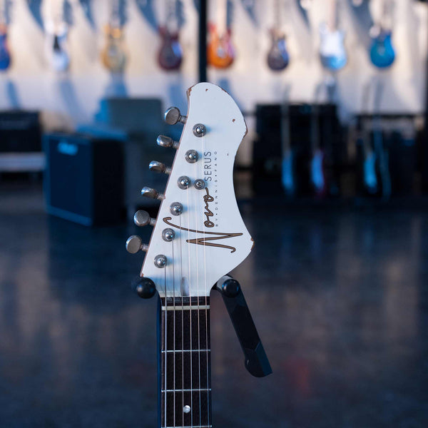 USED NOVO GUITARS SERUS J - OLYMPIC WHITE