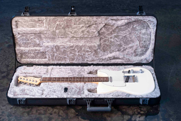 USED FENDER AMERICAN PROFESSIONAL TELECASTER  - OLYMPIC WHITE WITH CASE