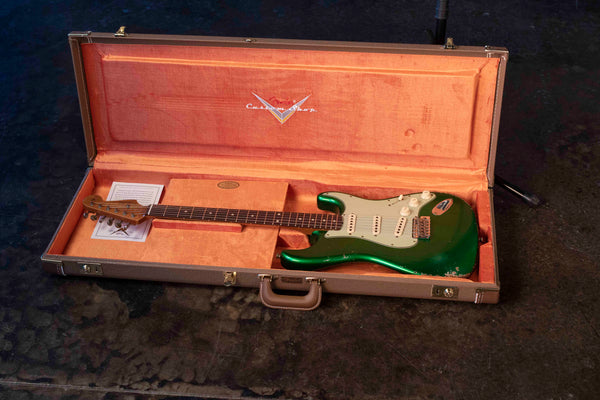 FENDER CUSTOM SHOP  NAMM LIMITED EDITION 60S DUALMAG II STRAT- RELIC - CANDY APPLE GREEN