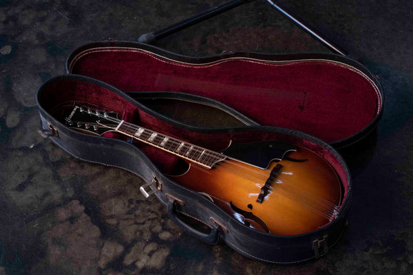 VINTAGE HARMONY BAT WING MANDOLIN