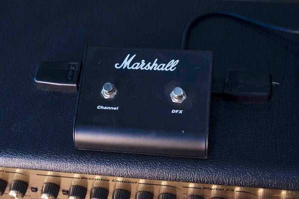 USED MARSHALL MG100HDFX/MG412 SLANT CAB HALF STACK PACKAGE