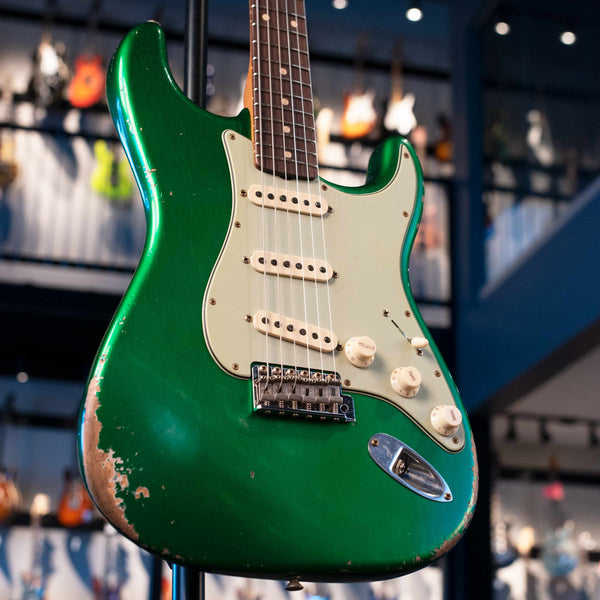 FENDER CUSTOM SHOP  NAMM LIMITED EDITION 60S DUALMAG II STRAT- RELIC - CANDY APPLE GREEN