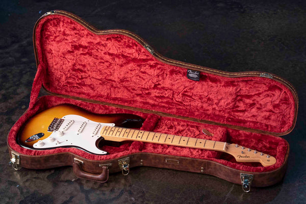 USED FENDER AMERICAN VINTAGE '59 STRATOCASTER W/CUSTOM WARMOTH NECK AND DELUXE CASE