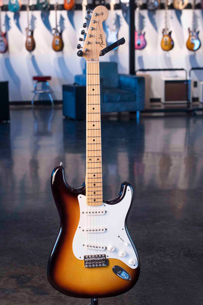 USED FENDER AMERICAN VINTAGE '59 STRATOCASTER W/CUSTOM WARMOTH NECK AND DELUXE CASE