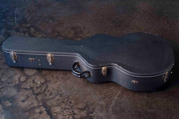 VINTAGE CROMWELL G-4 ARCHTOP WITH CASE