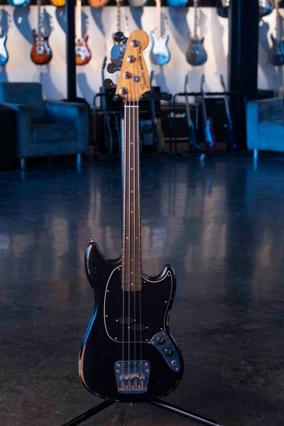 USED FENDER JMJ ROAD WORN MUSTANG BASS BLACK W/GIGBAG