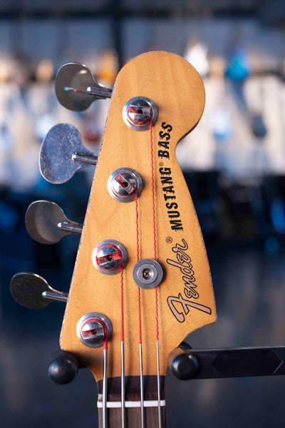 USED FENDER JMJ ROAD WORN MUSTANG BASS BLACK W/GIGBAG