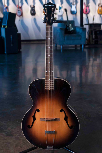VINTAGE CROMWELL G-4 ARCHTOP WITH CASE