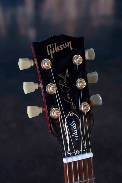 USED GIBSON LES PAUL STUDIO WINE RED - 2011 WITH BAG
