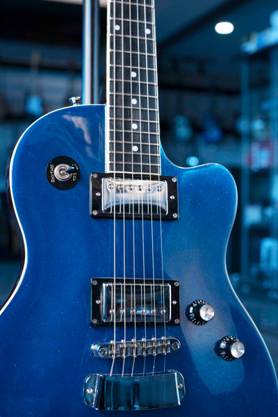 USED HAGSTROM D2H ROYAL BLUE SPARKLE