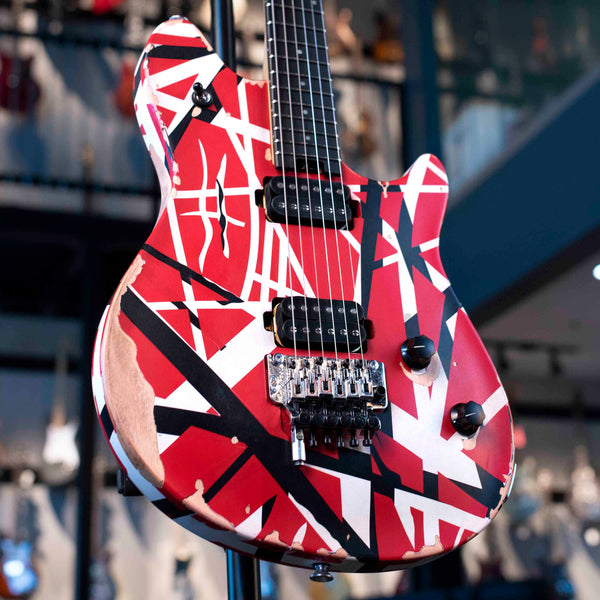 EVH WOLFGANG SPECIAL STRIPED SERIES LIMITED EDITION - RED/BLACK/WHITE AGED