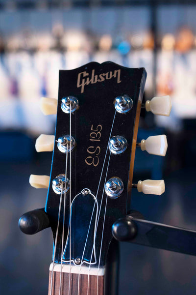 USED GIBSON ES-135 - 1999 SUNBURST WITH CASE