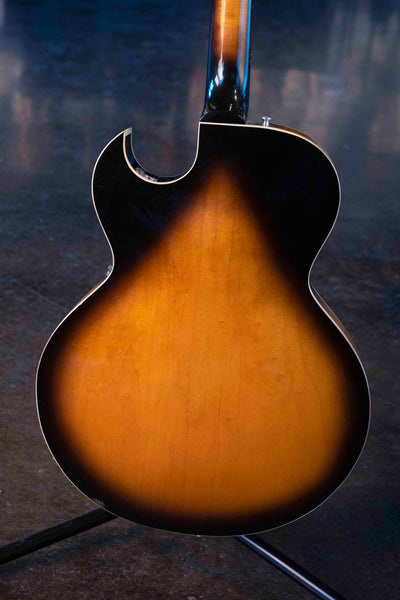 USED GIBSON ES-135 - 1999 SUNBURST WITH CASE