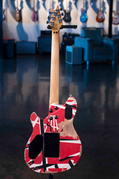 EVH WOLFGANG SPECIAL STRIPED SERIES LIMITED EDITION - RED/BLACK/WHITE AGED
