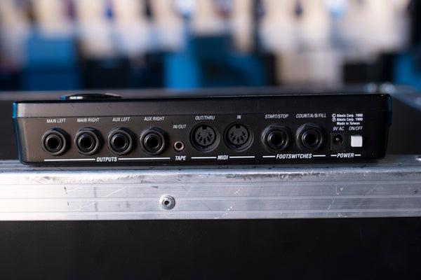 USED ALESIS SR-16 DRUM MACHINE