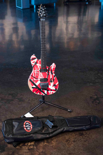 EVH WOLFGANG SPECIAL STRIPED SERIES LIMITED EDITION - RED/BLACK/WHITE AGED
