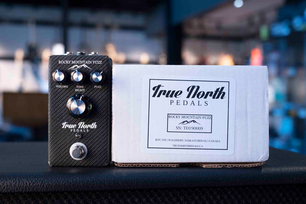 USED TRUE NORTH ROCKY MOUNTAIN FUZZ WITH BOX