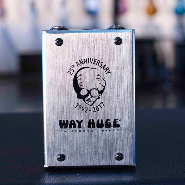 USED WAY HUGE RED LLAMA 25TH ANNIVERSARY WITH BOX