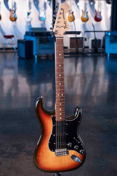 VINTAGE FENDER STRATOCASTER 1979 WITH ORIGINAL CASE