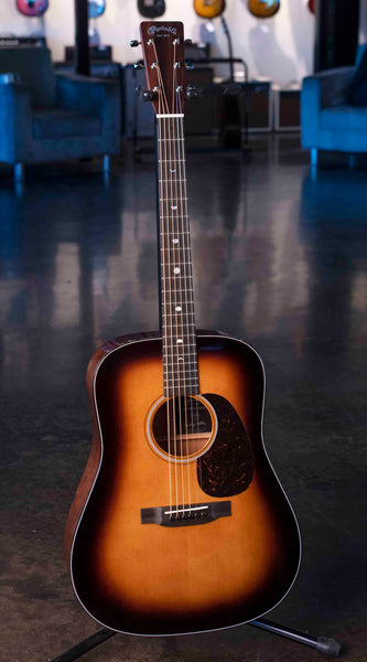 MARTIN  D-18 MOLLY TUTTLE WITH CASE