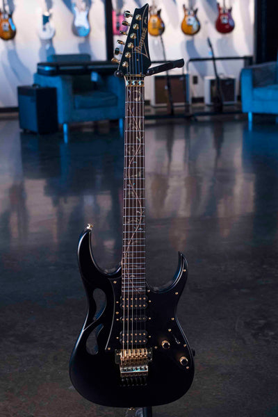 USED IBANEZ PIA STEVE VAI SIGNATURE - BLACK WITH CASE