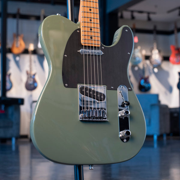 FENDER DEALER EXCLUSIVE AMERICAN ULTRA II TELECASTER, ROASTED MAPLE -  ANTIQUE OLIVE
