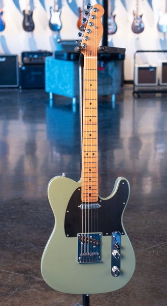 FENDER DEALER EXCLUSIVE AMERICAN ULTRA II TELECASTER, ROASTED MAPLE -  ANTIQUE OLIVE