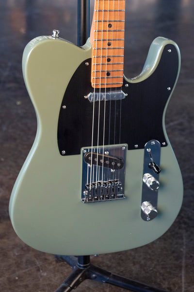 FENDER DEALER EXCLUSIVE AMERICAN ULTRA II TELECASTER, ROASTED MAPLE -  ANTIQUE OLIVE