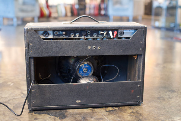 VINTAGE FENDER DELUXE REVERB 1968