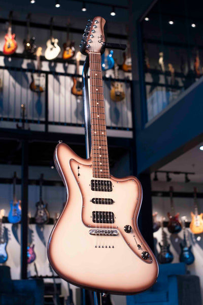 USED SUHR IAN THORNLEY SIGNATURE SERIES CLASSIC JM - ANTIGUA WITH CASE
