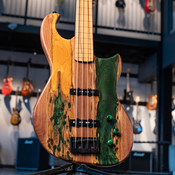 EICHEL THUNDERKISS FRETLESS BASS