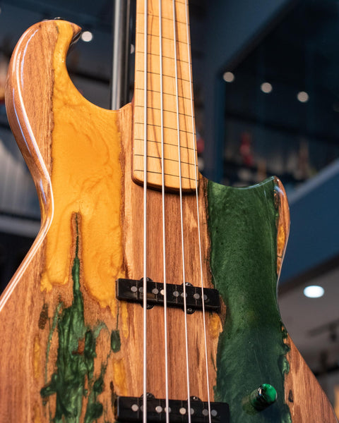 EICHEL THUNDERKISS FRETLESS BASS