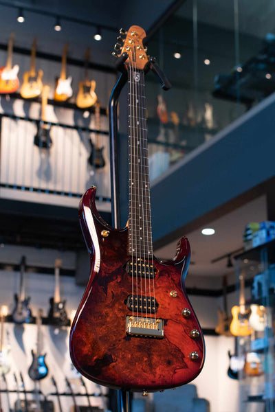 ERNIE BALL MUSIC MAN BALL FAMILY RESERVE JP15  - SOLAR FLARE