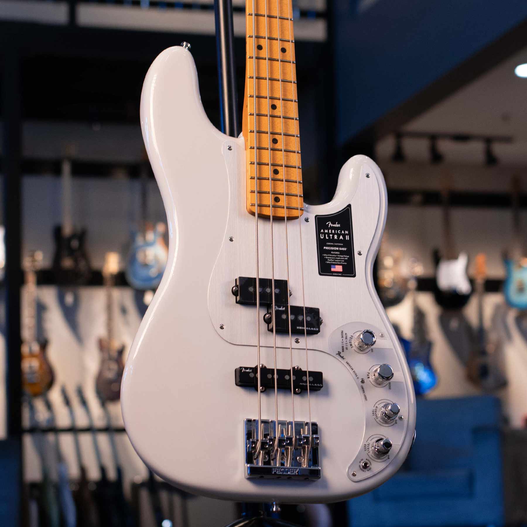FENDER AMERICAN ULTRA II PRECISION BASS -  AVALANCHE