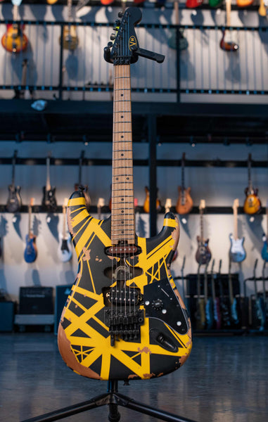 EVH  LIMITED EDITION STRIPED SERIES FRANKENSTEIN™ FRANKIE AGED BLACK AND YELLOW