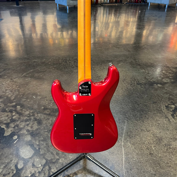 USED FENDER AMERICAN ULTRA II STRATOCASTER HSS - SINISTER RED