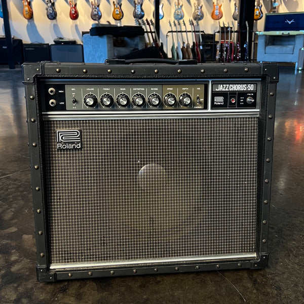USED ROLAND JC-50 JAZZ CHORUS AMPLIFIER