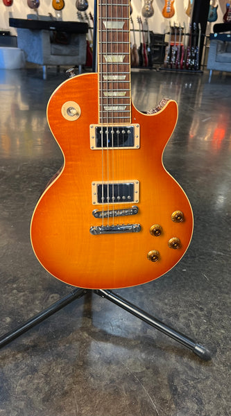 USED GIBSON 2008 LES PAUL STANDARD - HONEYBURST WITH CASE