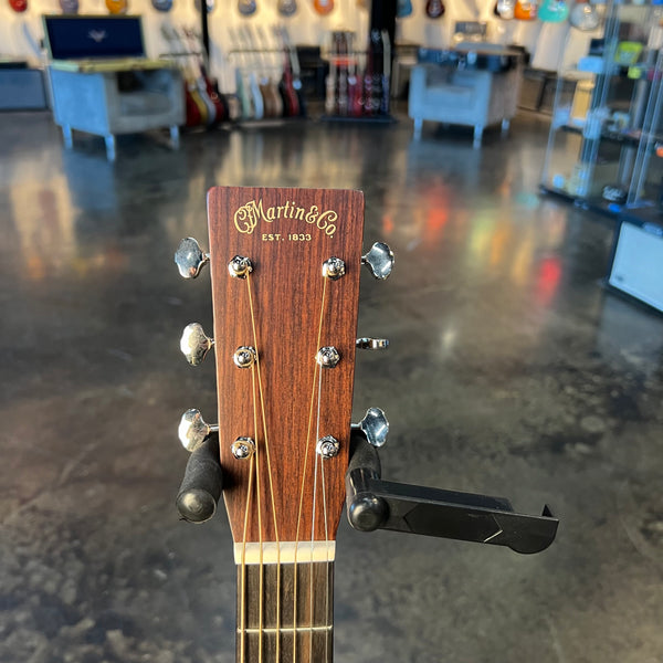 MARTIN D-28 BILLY STRINGS DREADNOUGHT WITH CASE