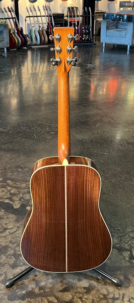 MARTIN D-28 BILLY STRINGS DREADNOUGHT WITH CASE