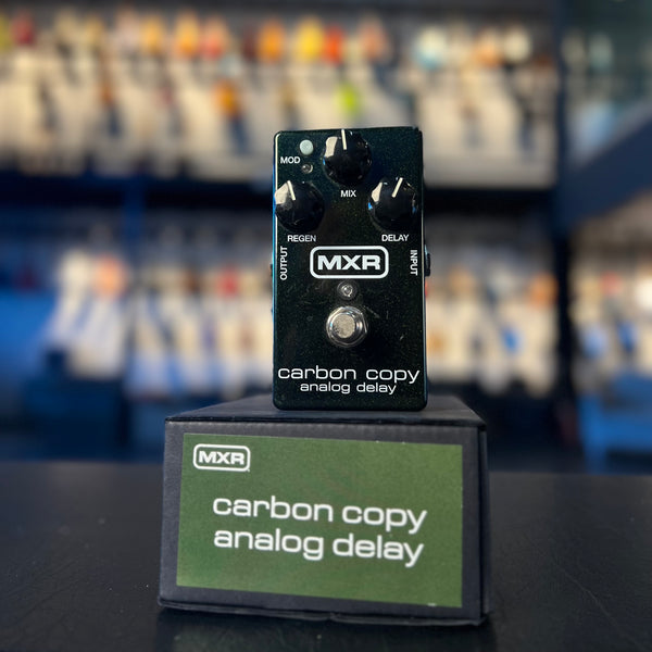USED MXR CARBON COPY W/BOX