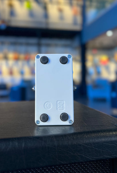 USED ELECTRO-HARMONIX CRAYON FULL-RANGE OVERDRIVE WITH BOX