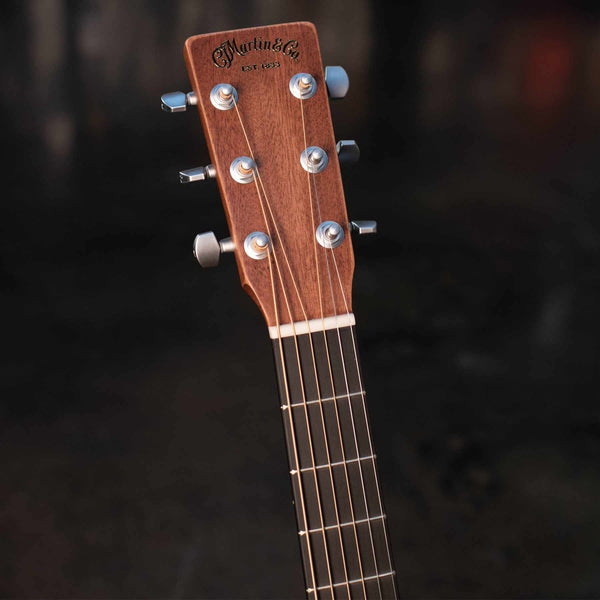 MARTIN 000C JUNIOR E STREETMASTER WITH SOFT CASE