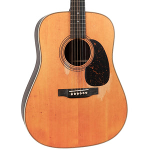 MARTIN D-28 STREETLEGEND WITH CASE