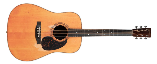 MARTIN D-28 STREETLEGEND WITH CASE