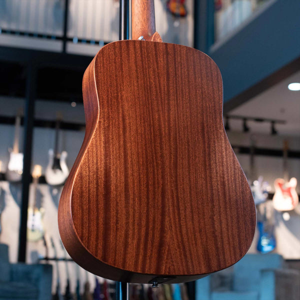 MARTIN D JUNIOR E  STREETMASTER WITH SOFTCASE